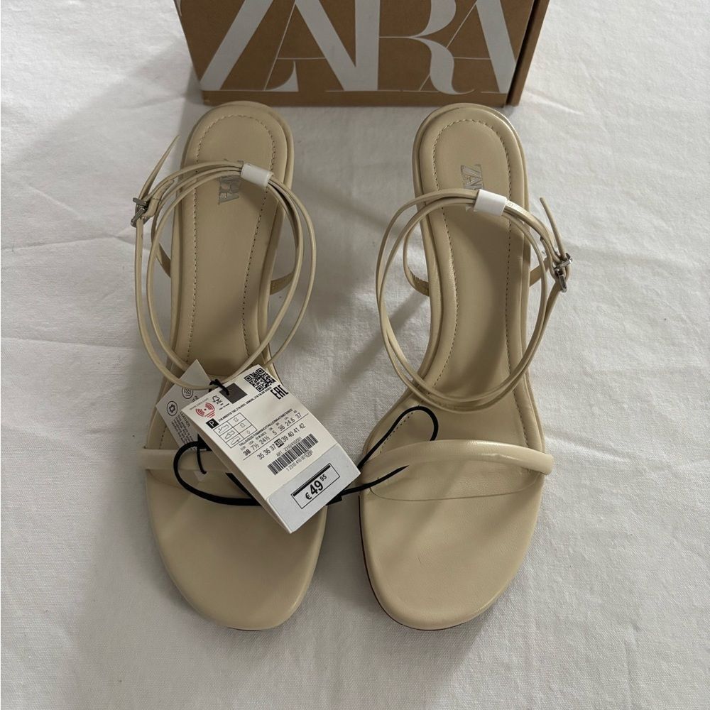 Zara Women's Cream Heels